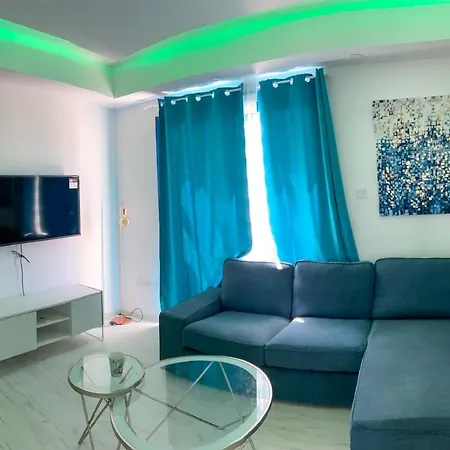 Beautiful 2bedroom With The Pool Apartment